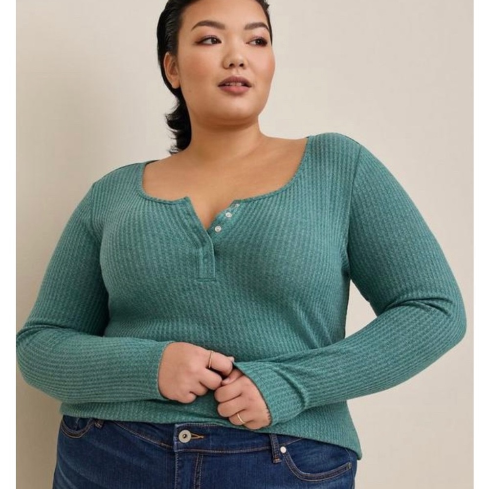 Torrid Green Long Sleeve Henley Size 4